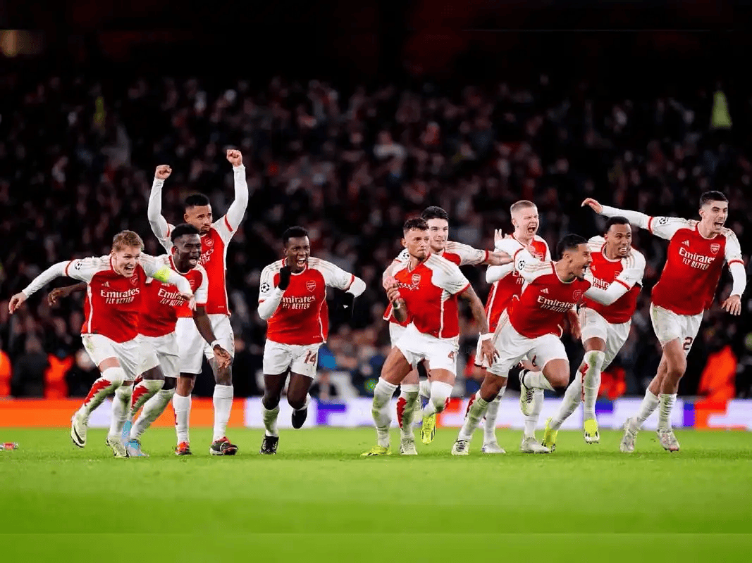 阿森纳VS曼联近期状态全面解析：榜首豪门遇劲旅，核心数据定走势